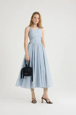 Maxikleid mit Neckholder aus recycelter Faille