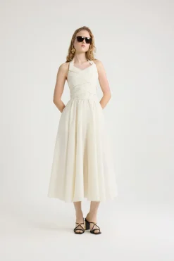 Maxikleid mit Neckholder aus recycelter Faille