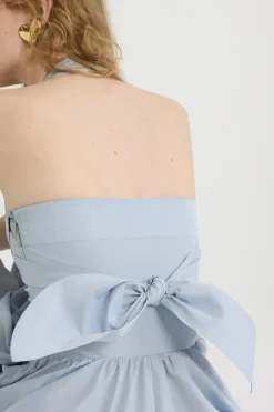 Maxikleid mit Neckholder aus recycelter Faille