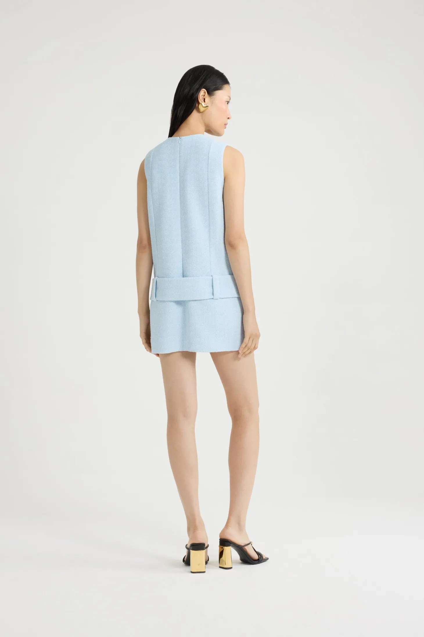 Minikleid mit Gürtel aus leichtem Bio-Baumwolltweed